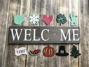 Interchangeable holiday signs -   13 holiday Signs design ideas