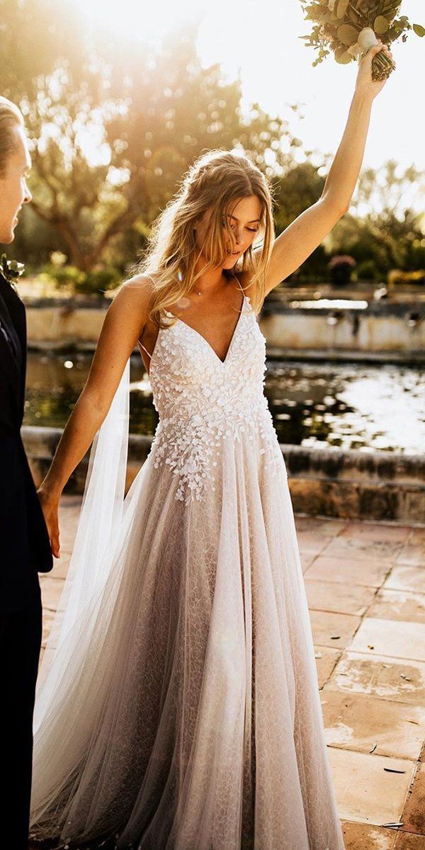 27 Bridal Inspiration: Country Style Wedding Dresses -   14 dress Country hair ideas