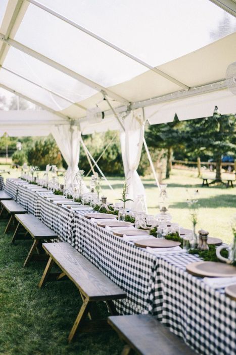 46 Cozy Backyard Wedding Decor Ideas For Summer -   17 wedding Backyard bbq ideas