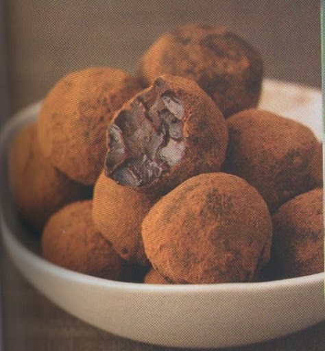Chocolate truffles (from the Dukan diet) -   10 diet Dukan greek yogurt ideas