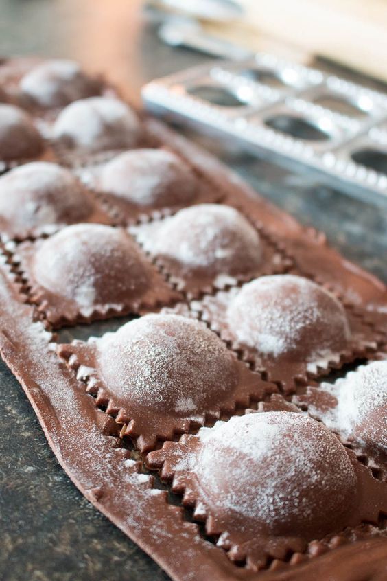 Chocolate Ravioli with White Chocolate Mascarpone and Raspberry Sauce -   11 desserts Unique chocolates ideas