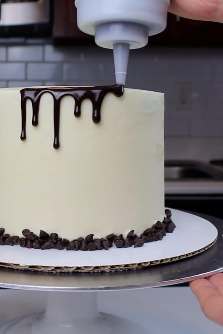 Chocolate Drip -   12 cake Drip baking ideas