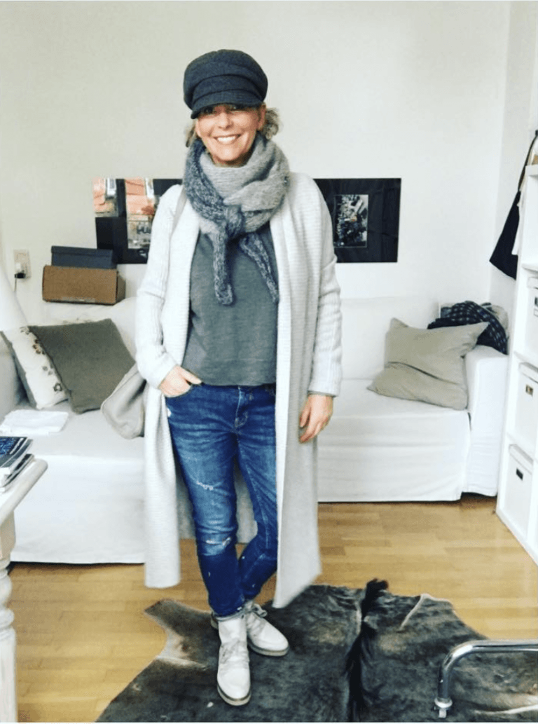 30 Best Traveling Outfits for Women over 50 -   13 holiday Outfits over 50 ideas