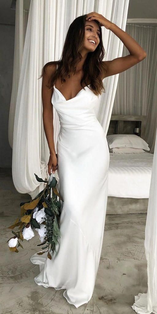 27 Awesome Simple Wedding Dresses For Cute Brides -   15 dream wedding Simple ideas