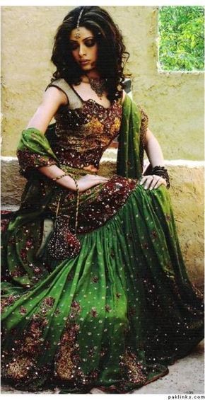 Beautiful Romany Gypsy -   16 dress Indian gypsy ideas