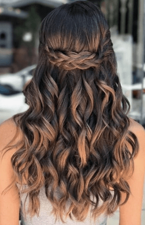 28 Amazing Graduation Women Hairstyles For Your Special Day -   9 hairstyles Suelto boda ideas