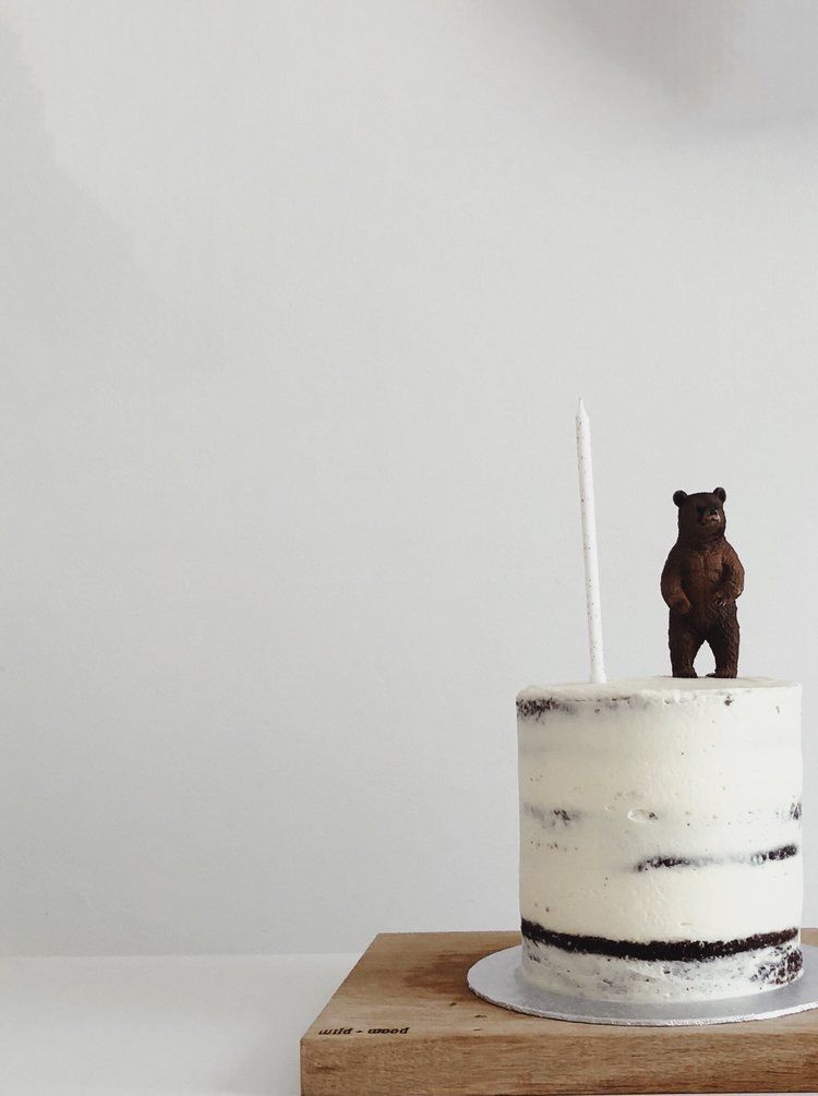 A birthday: Our Story Time turns One -   10 minimal cake Simple ideas