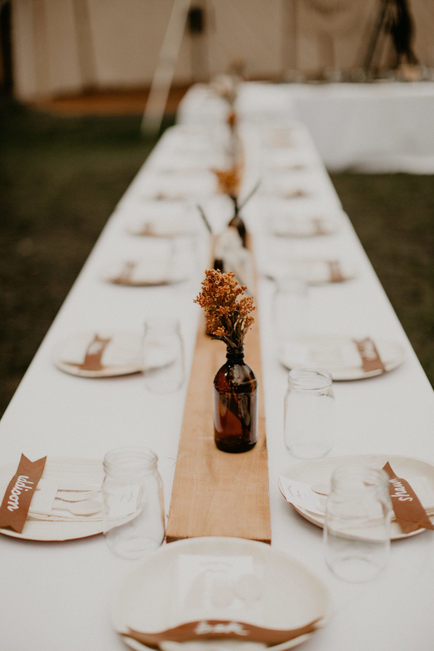 Real Wedding: Nicole + Ethan :: Intimate + Sweet Colorado Wedding with Bold + Graphic Details -   10 minimal cake Simple ideas