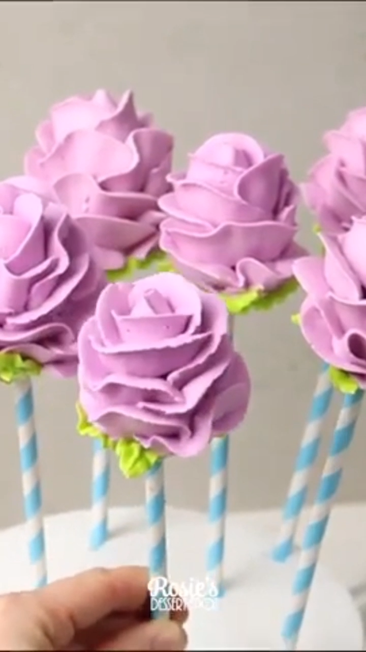 Piping tips roses -   15 cake Art fun ideas