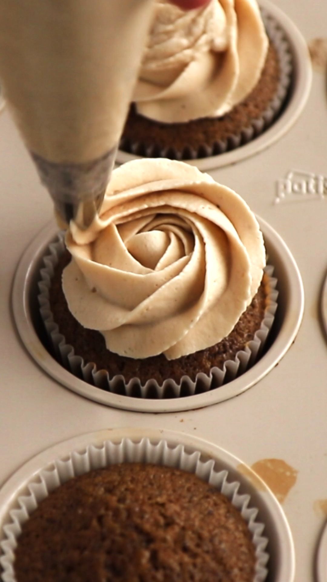 Coffee Cupcakes | Also The Crumbs Please -   15 desserts Chocolate coffee ideas