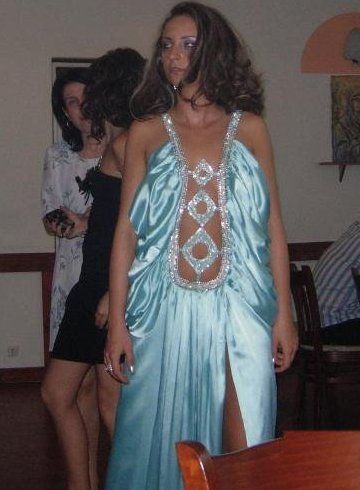 20 Most Ridiculous and Ugly Prom Dresses of All Time -   16 dress Prom ugly ideas