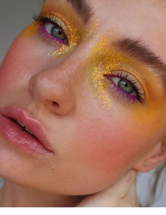 Gold and purple - eye makeup - Miladies.net -   16 makeup Colorful fantasy ideas
