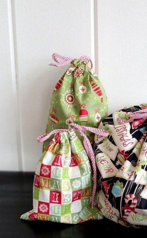 Reusable Fabric Gift Bags from The Cottage Mama -   19 fabric crafts Christmas decor ideas