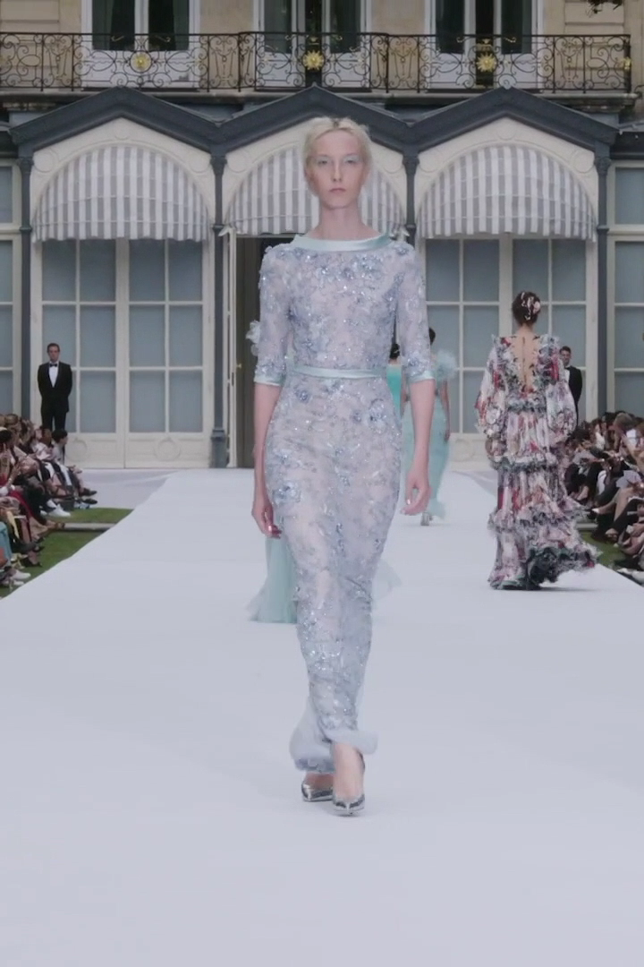 Ralph & Russo Look 12. Autumn Winter 2019/2020 Couture Collection. -   15 dress Evening modern ideas