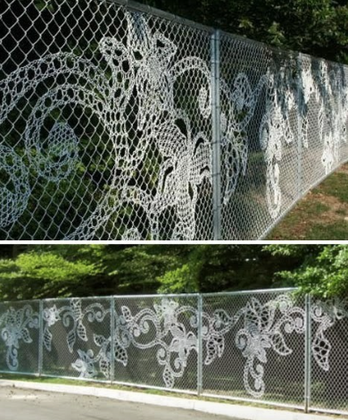 Fence Art - 25 pieces of art using a backyard fence as the canvas | 100 Things 2 Do -   17 garden design Fence chain links ideas