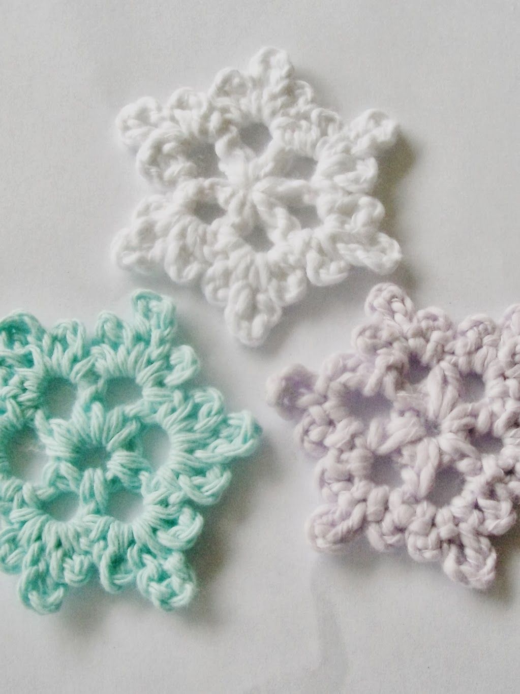 Crochet Patterns For Beginners | DIY Projects For Beginners -   18 holiday DIY snowflake pattern ideas