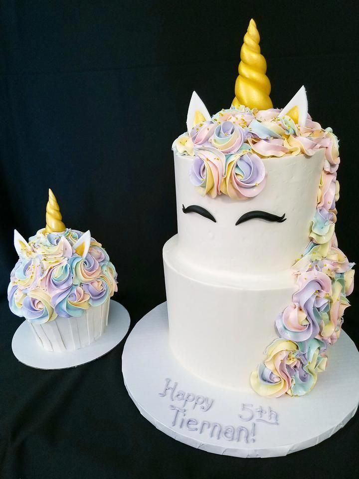 Unicorn Cake ~ 2-tier (Chocolate) -   11 mini cake Unicorn ideas