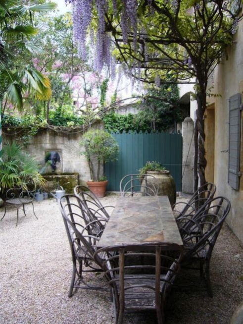 68 Beautiful French Cottage Garden Design Ideas - ROUNDECOR -   16 garden design French patio ideas