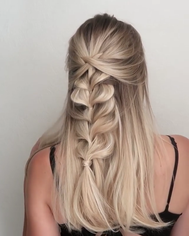 Classic pull through boho braid, one of my fave styles @whatlydialikes via Instagram -   20 hairstyles Vintage tutorial ideas