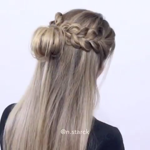 Easy Messy Bun Hairhack@n.starck via Instagram -   20 hairstyles Vintage tutorial ideas