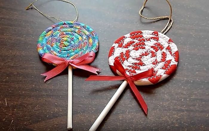 24 Creative Christmas Fabric Crafts -   12 fabric crafts Christmas project ideas