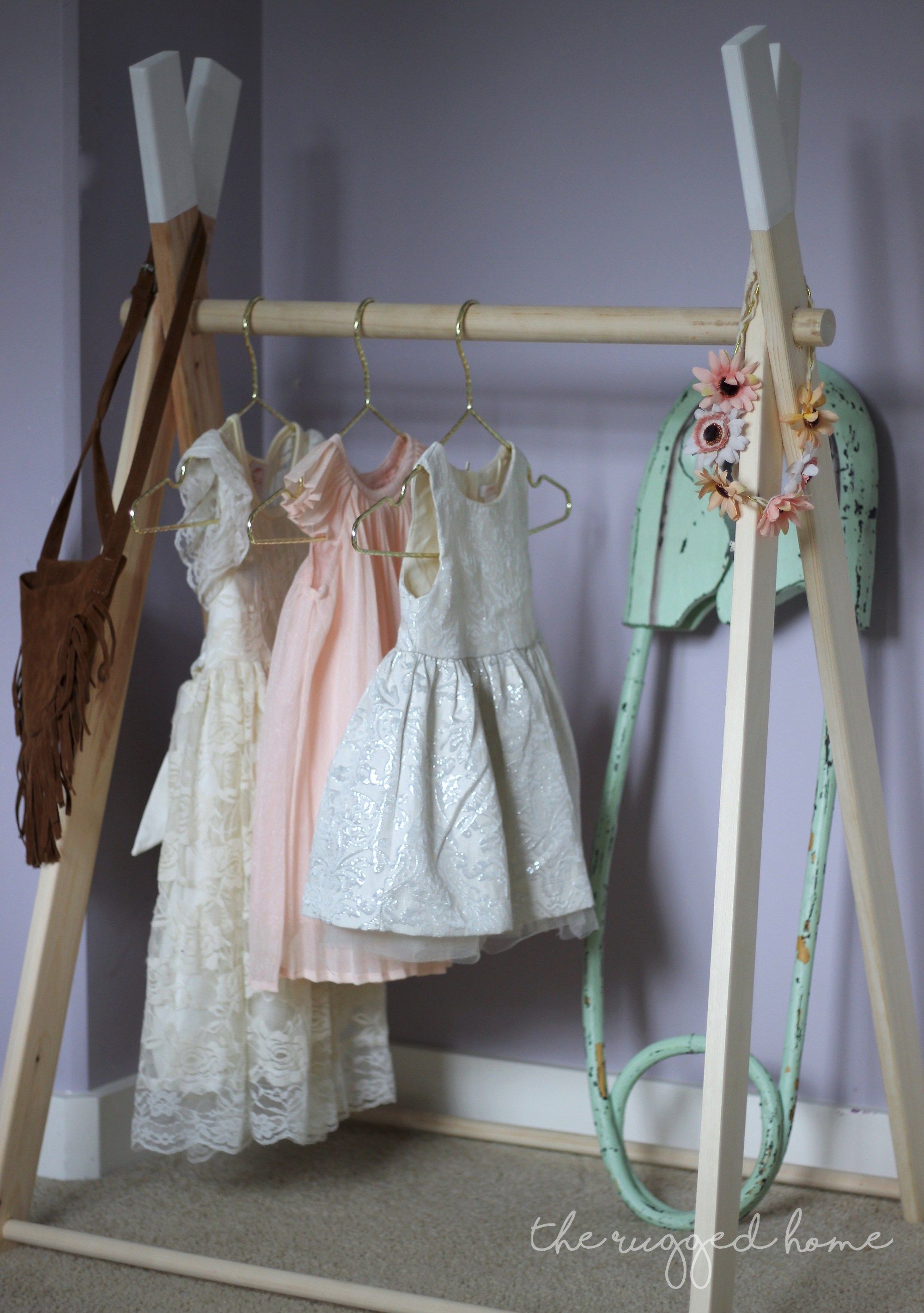 DIY Kids Clothing Rack - Jessica Sara Morris -   14 DIY Clothes Rack children ideas