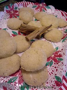 Polvorones con Anis y Canela~Mexican Wedding Cookies -   15 desserts Mexican mom ideas