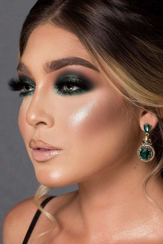 45 Smokey Eye Ideas & Looks To Steal From Celebrities -   12 makeup Party green ideas