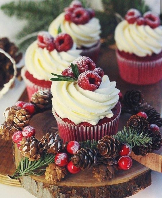 50+ Easy Christmas Cupcakes Ideas to Celebrate this Holiday Season | momooze -   15 holiday Season ideas