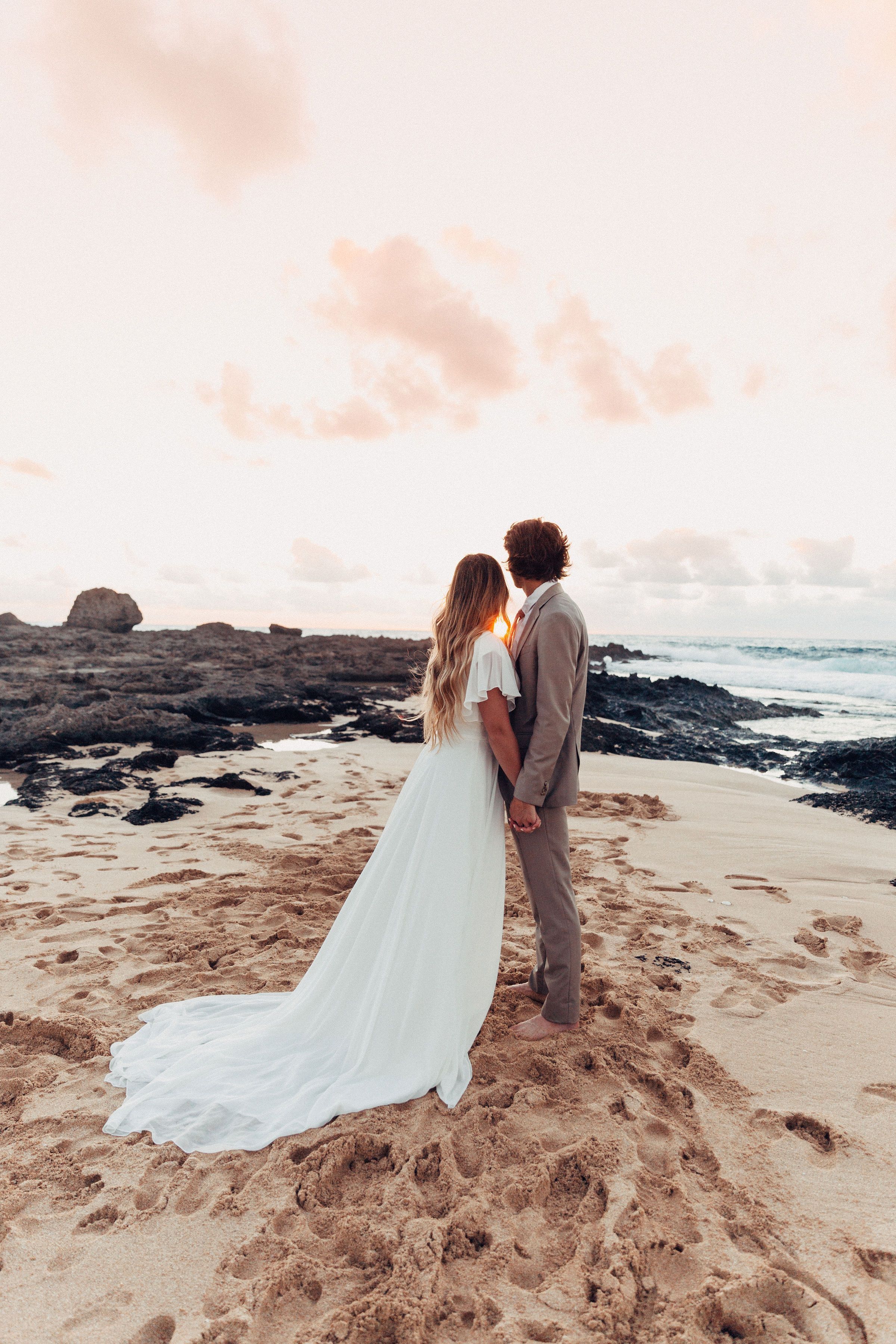 Brienne -   16 wedding Beach sunset ideas