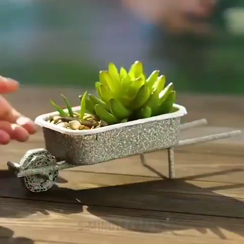 Two awesome DIY Succulent Gifts! рџЊї рџ¤— рџЋЃ -   17 planting for pots ideas