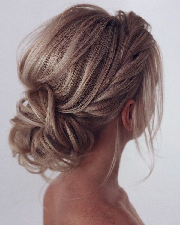 20 Trendy Low Bun Wedding Updos and Hairstyles -   9 hair Bun prom ideas