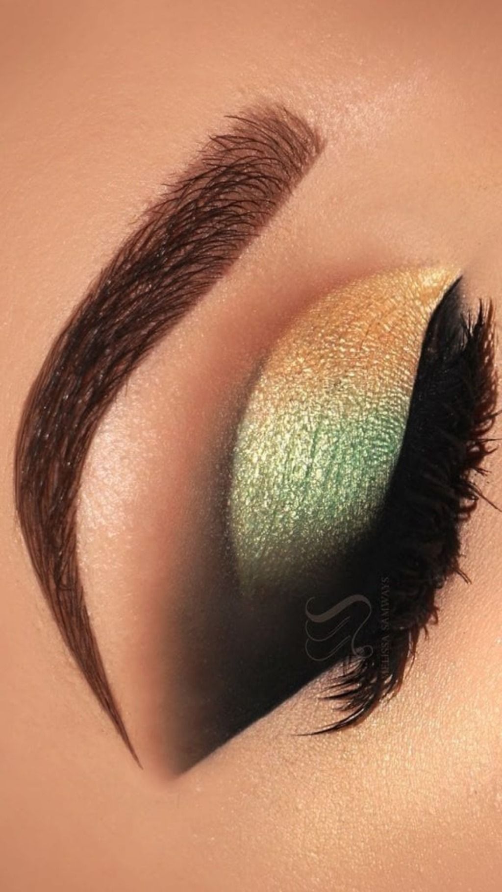 Gold & Green Eye Makeup -   12 makeup Gold green ideas