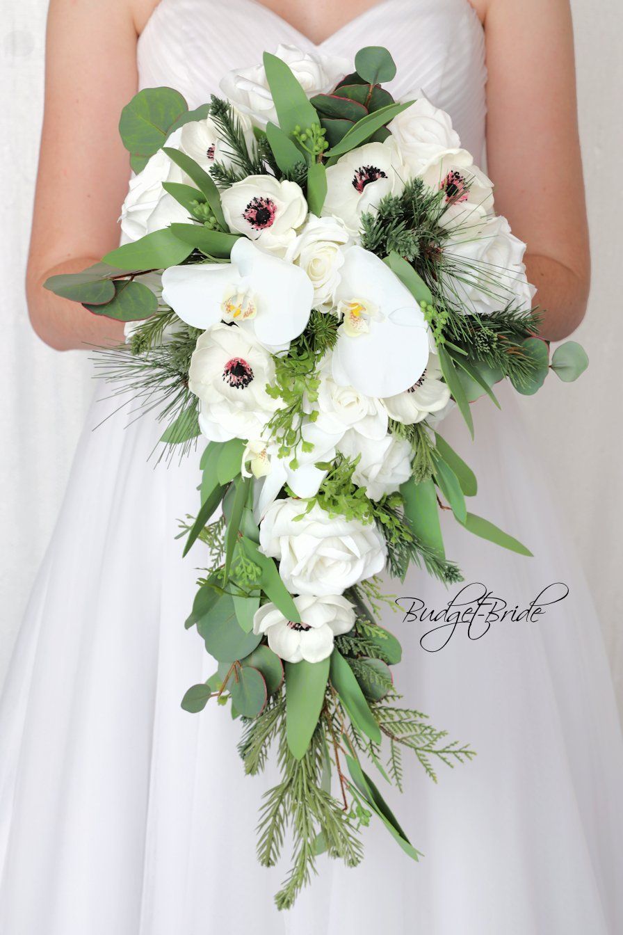 Neutrals -   15 wedding Forest bouquet ideas