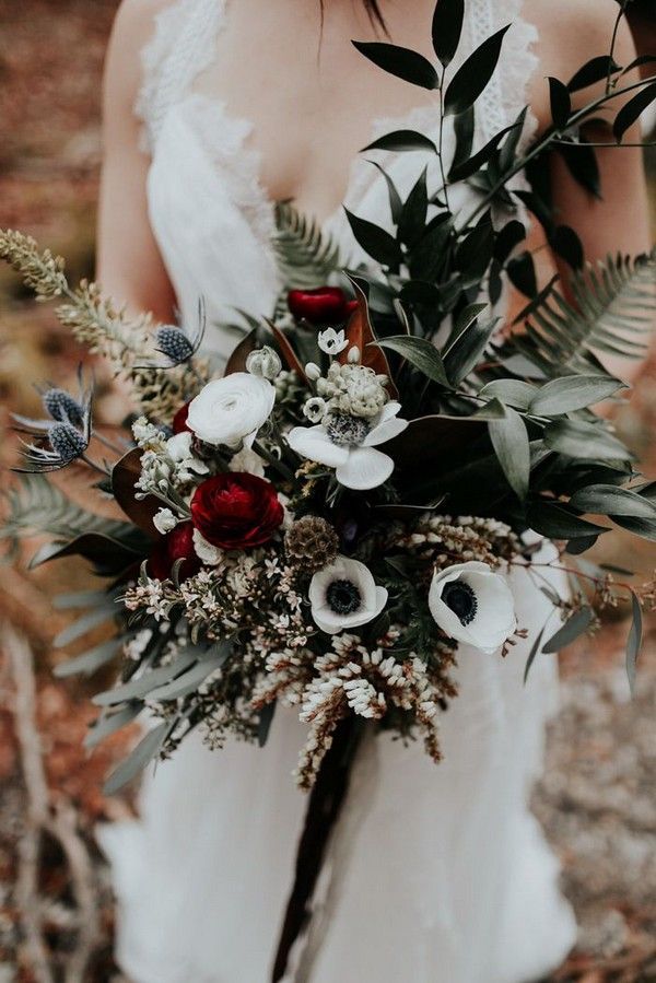 36 Black, Green and White Wedding Color Ideas for Spring -   15 wedding Forest bouquet ideas