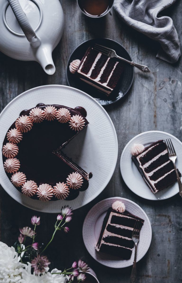 Chocolate Cake with Strawberry Buttercream and Dark Chocolate Glaze - The Swedish Grace cake - Call Me Cupcake -   18 chocolate cake Aesthetic ideas