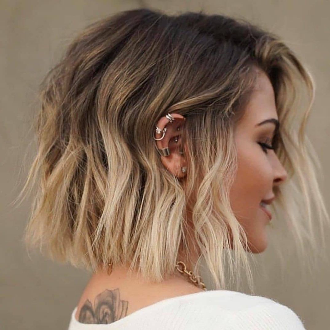 25 DIY Short Hairstyles that You Can Do from the Comfort of your Home -   18 hairstyles Messy lob haircut ideas