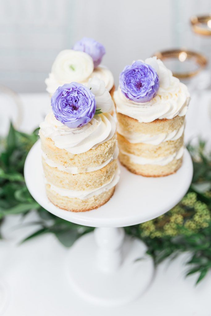 Wedding Tablescape Inspirations Mixing Modern with the Traditional - BLOVED Blog -   19 cake Mini wedding ideas