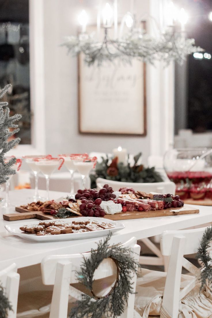How to Host an Epic Christmas Holiday Party -   23 hosting holiday Party ideas