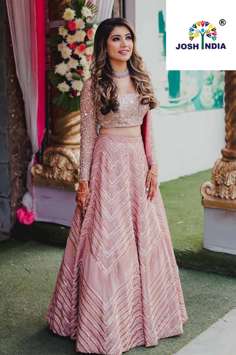 Simple Designer light pink color printed lehenga choli for bridal look -   16 dress Indian feathers ideas