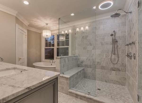 Buyers Pay More for Homes with These 12 Features -   17 home accents On A Budget master bath ideas
