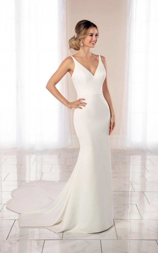 Minimalist Wedding Dress with Scalloped Train - Stella York Wedding Dresses -   18 dress Simple pictures ideas