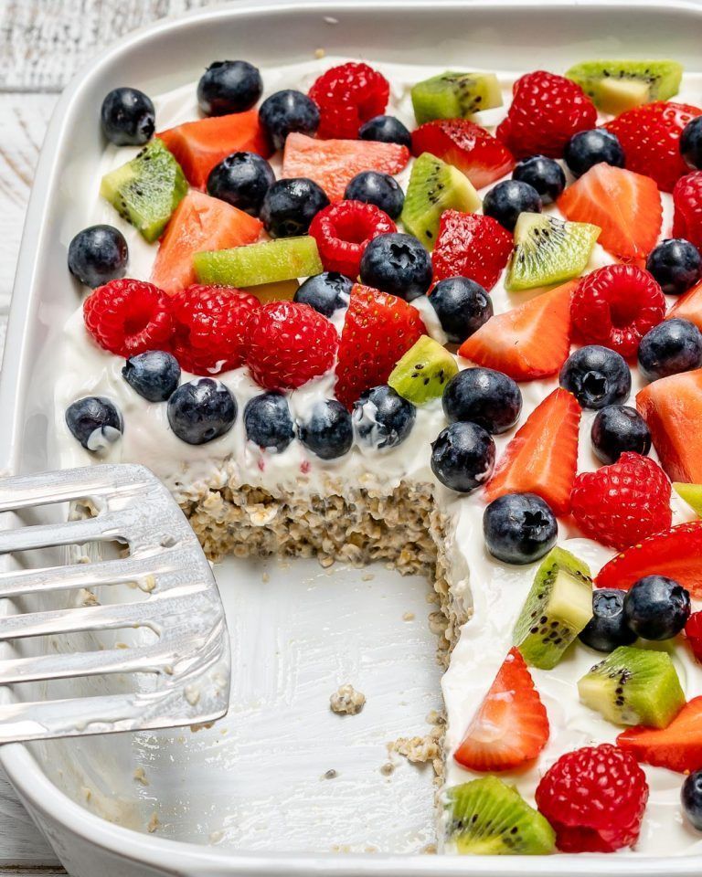This Overnight Oat Pie is a Creative Way to Eat Clean with a Crowd! -   18 healthy recipes For Weight Loss clean eating ideas