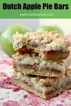 Dutch Apple Pie Bars - Manila Spoon -   18 winter desserts Bars ideas