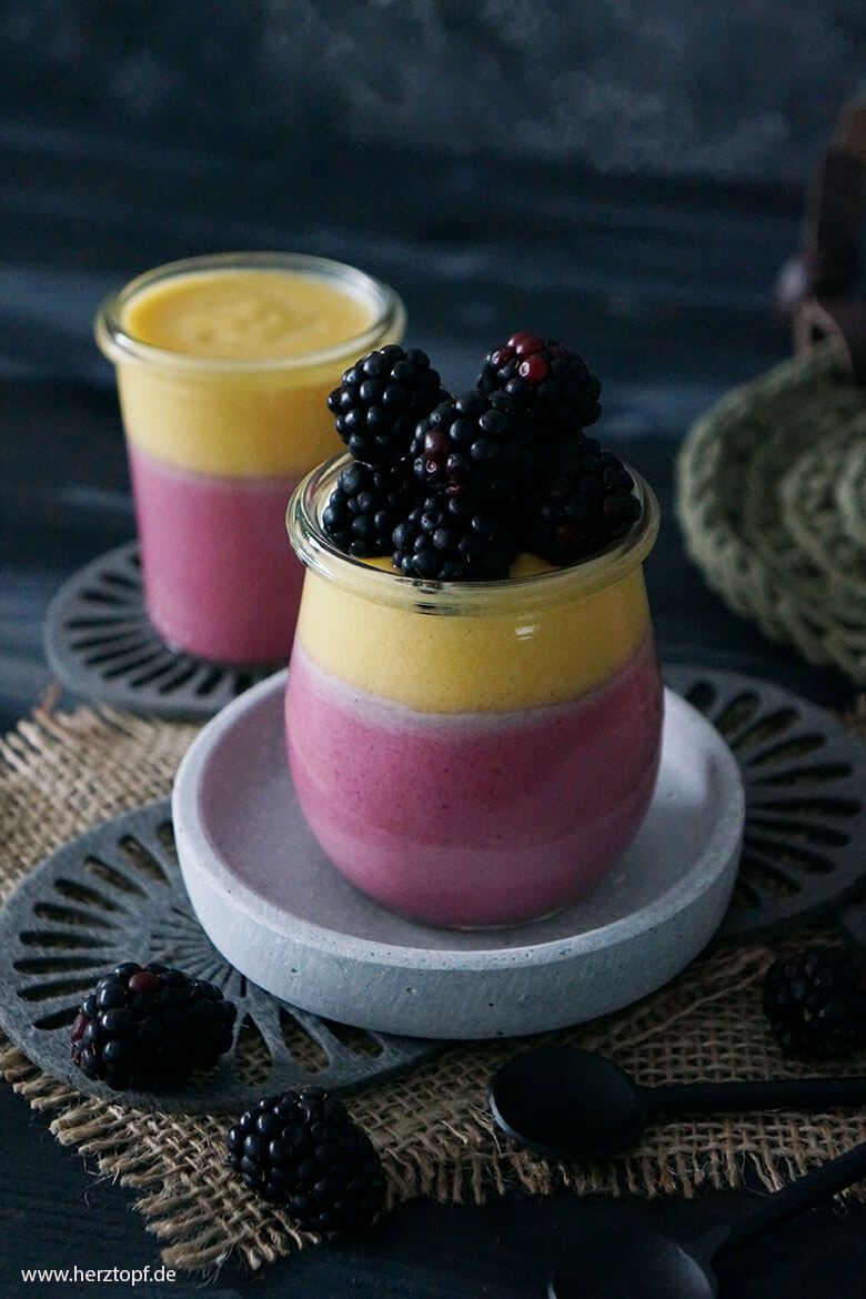 Brombeer-Pfirsich-Mousse Dessert im Glas -   19 desserts Im Glas leicht ideas