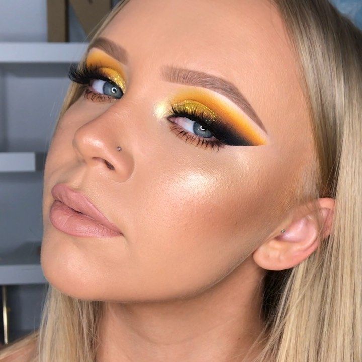 nicole tait рџЋЁ on Instagram: “& here's the video! рџђЇ thank you so much for all the love on this look, i'm blown away рџ?­  ______________ of course the first song that came…” -   16 makeup Paso A Paso amarillo ideas