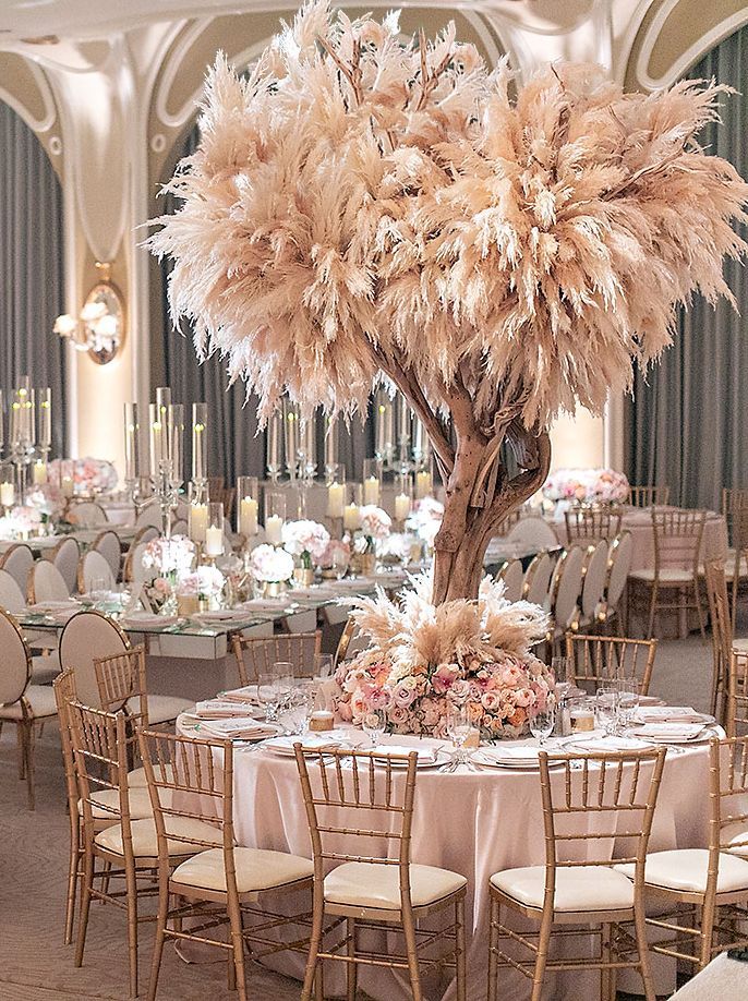 Luxe Bohemian Wedding at the Beverly Hills Hotel. Floral Design by Empty Vase Florist -   19 wedding Design decoration ideas