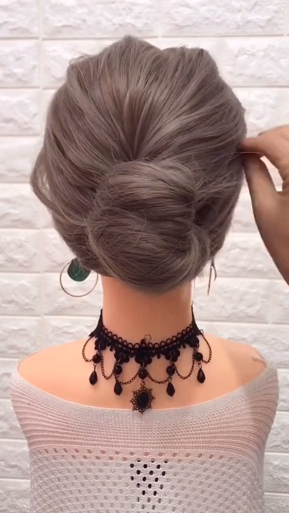 30+ Stunning Half Up Half Down Wedding Hair Ideas Copy Now hairstyles for long hair tutorials video -   16 wedding hairstyles DIY ideas