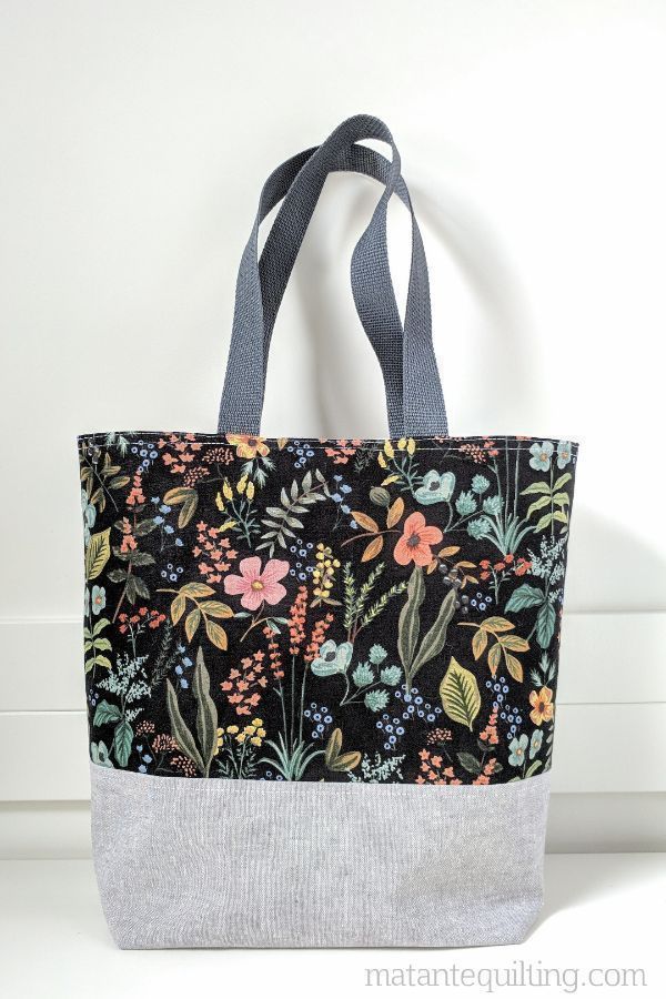 12 Amazing DIY Tote Bags You Will Love - January 2020 - Ducks 'n a Row -   diy Bag crafts