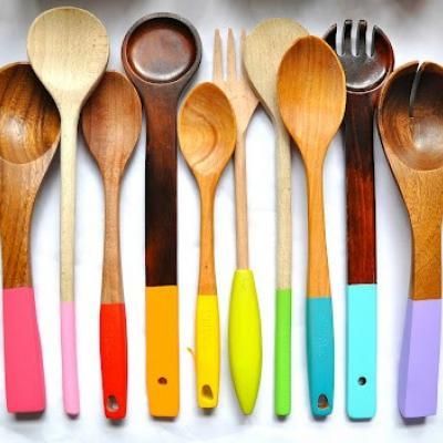 Colorful Cooking Spoon Makeover {Kitchen Accessories} -   diy Kitchen accessories